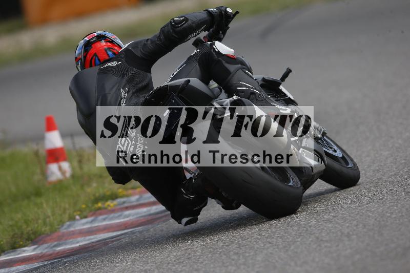 /Archiv-2023/53 31.07.2023 Dunlop Ride und Test Day ADR/Gruppe gelb/backside